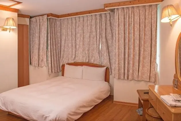 Comfort Tek Büyük Yataklı Oda (B)