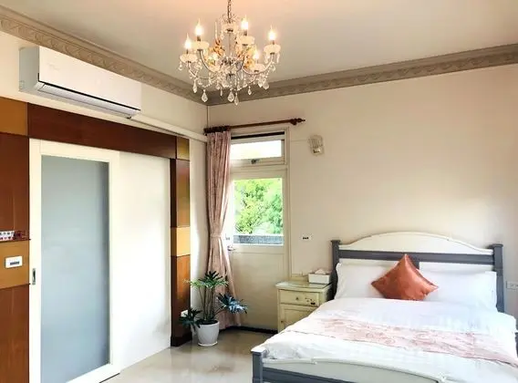 Romantic Tek Büyük Yataklı Oda