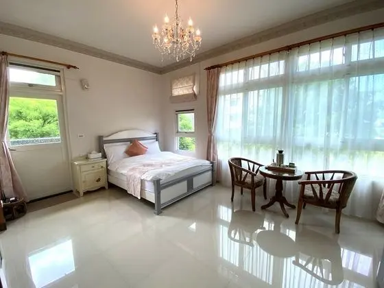 Romantic Tek Büyük Yataklı Oda