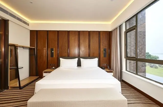 Executive Süit, Göl Manzaralı