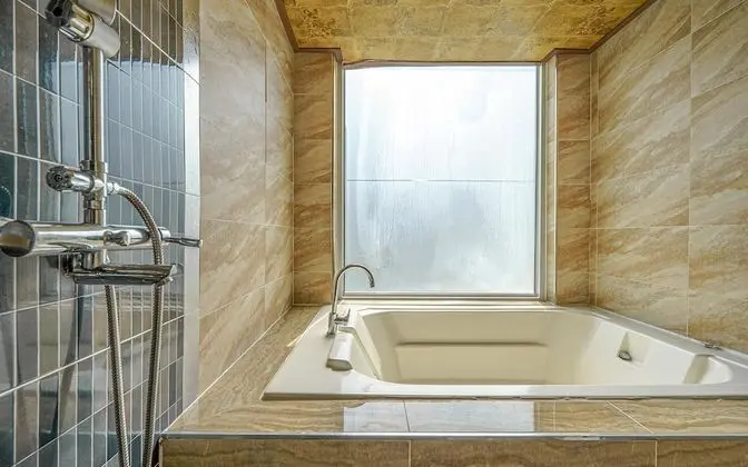 Oda (4 people Family Ondol Room (Bathtub f)