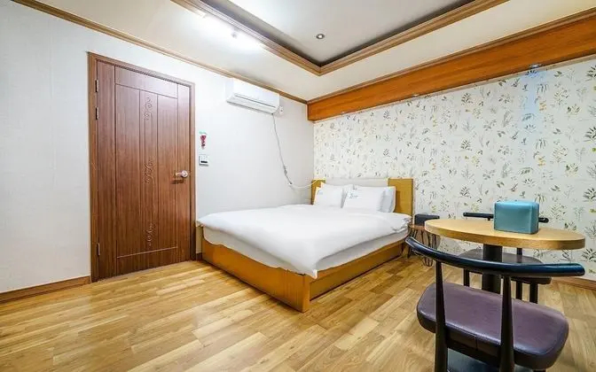 Oda (Standard Room)