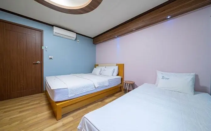 Oda (Twin Room for 3 People)