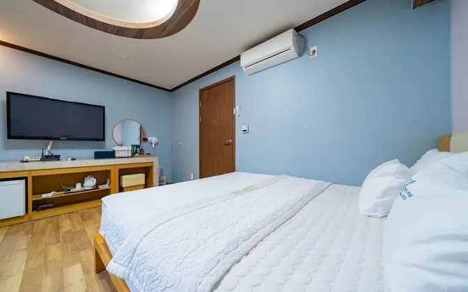 Oda (Twin Room for 3 People)