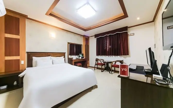 Oda (Standard Room (MAX 2 Person Netflix/Y)