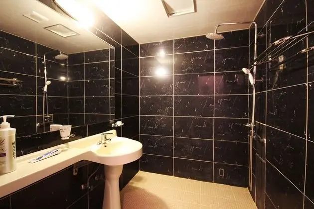 Oda (Standard Room (MAX 2 Person Netflix/Y)