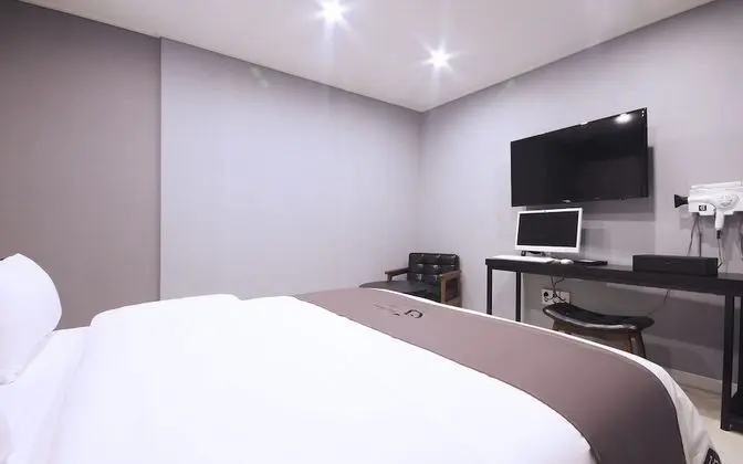Oda (Condominium Ocean View + Night View 9)