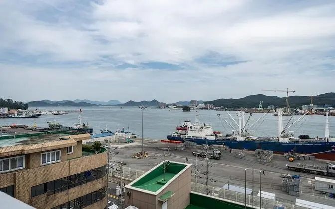 Oda (Condominium Ocean View + Night View 9)