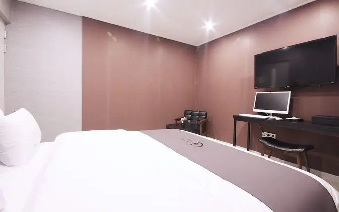 Oda (Premium Suite -Ocean View + Night Vie)