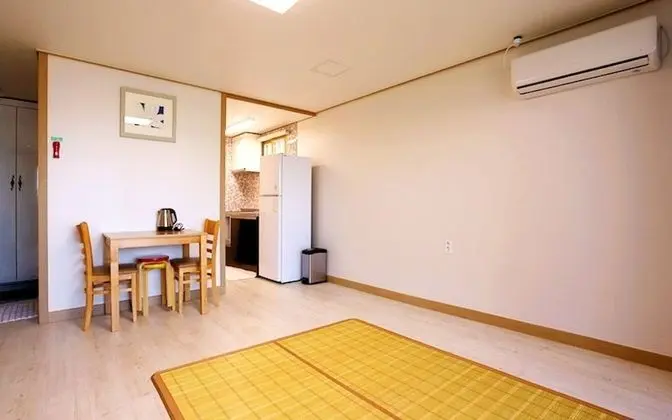 Oda (Accordion room)