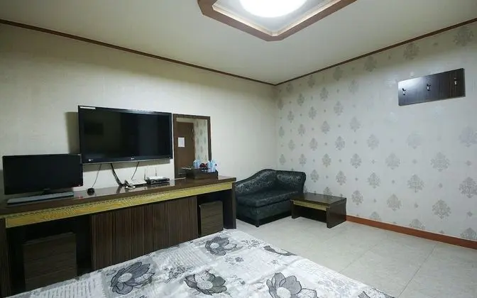 Oda (Special Room)
