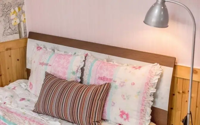 Oda (202 forget-me-not)