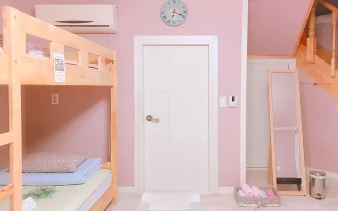 Oda (Annex 1F Family Room)