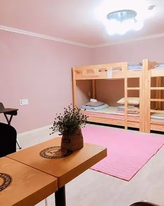 Oda (Annex 1F Family Room)