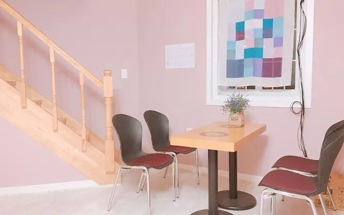 Oda (Annex 1F Family Room)