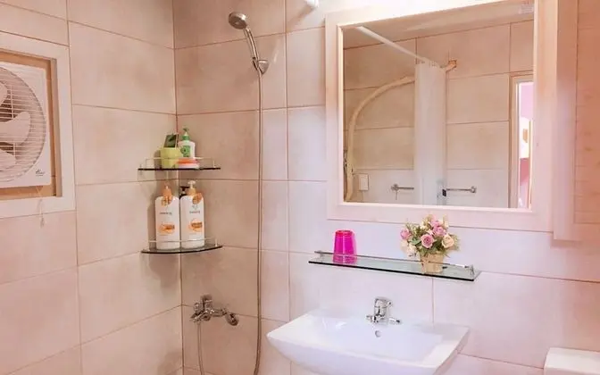 Oda (Annex 1F Family Room)