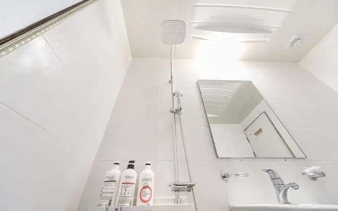 Oda (Twin single + single bed breakfast pr)