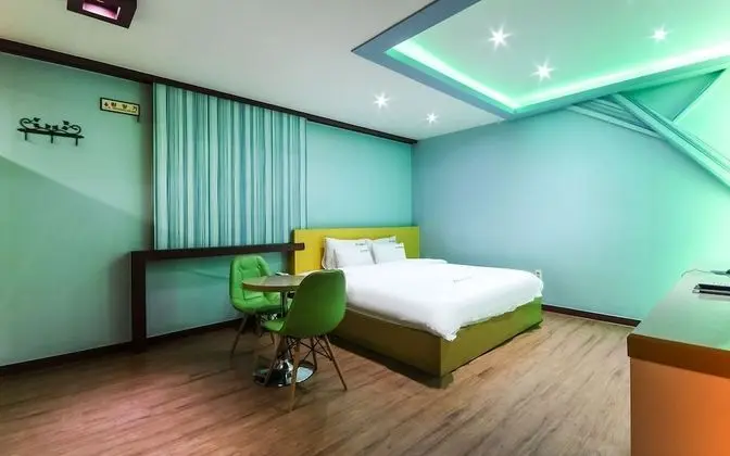 Oda (Semi-Special Room)