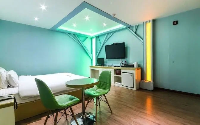 Oda (Semi-Special Room)