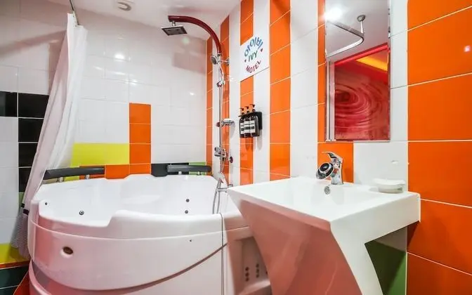 Oda (Semi-Special Room)