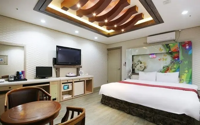 Oda (Special Room)