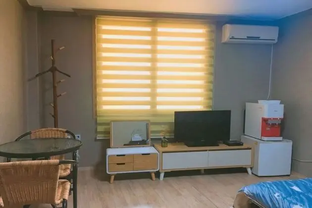 Oda (Coupleroom1)