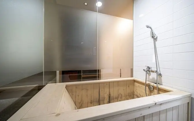 Oda (Twin - Hinoki Tub (Air Purifier Netfl)