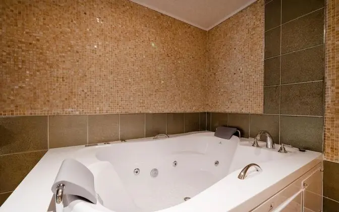 Oda (Deluxe room (all rooms available for )