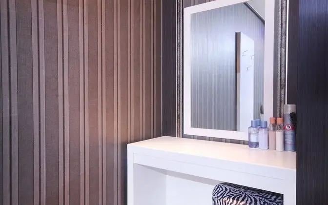 Oda (Korean Style Room (Netflix Rooftop Co)