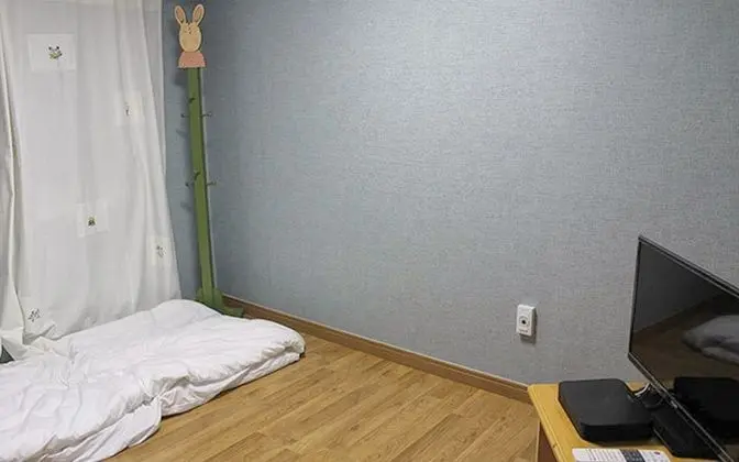 Oda (3F sea cello room)