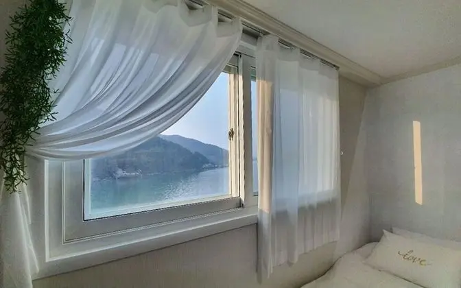 Oda (2-3 person room (closed at 22:00))