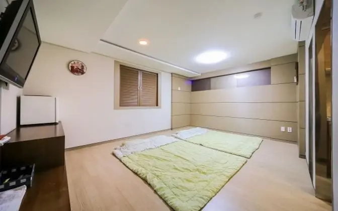 Oda (Ondol General Room (Breakfast provide)