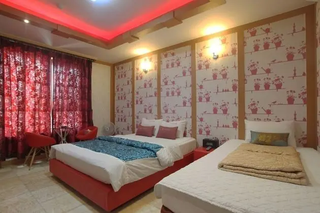 Oda (Twin Room (for 3 people EVERY disinfe)