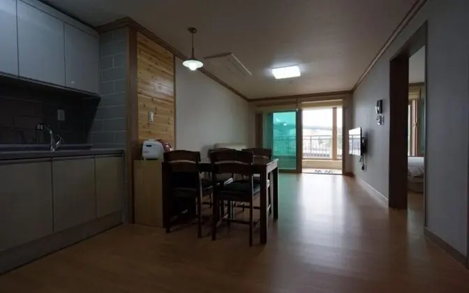 Oda (Room 201 (Ocean View))