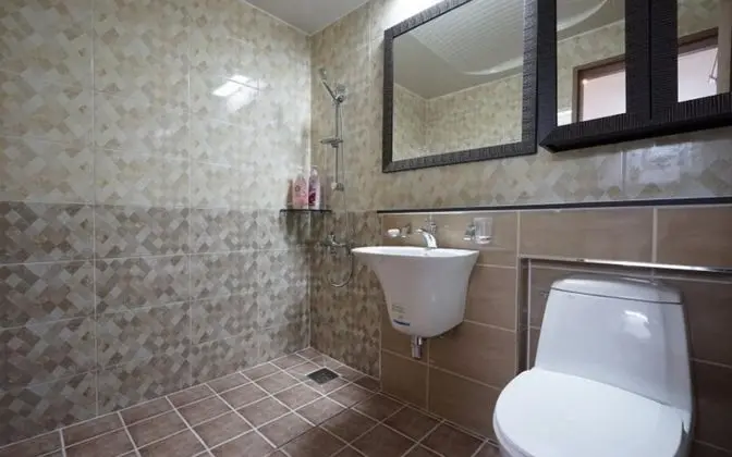 Oda (Room 201 (Ocean View))