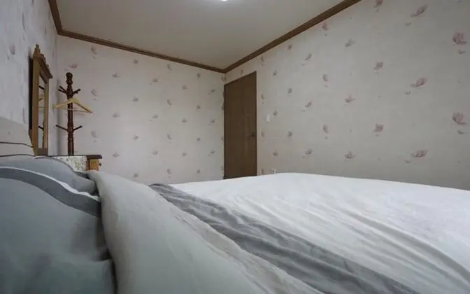 Oda (Room 201 (Ocean View))