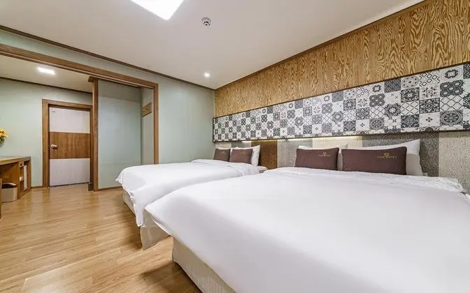 Oda (Twin rooms (Netflix available non-fac)