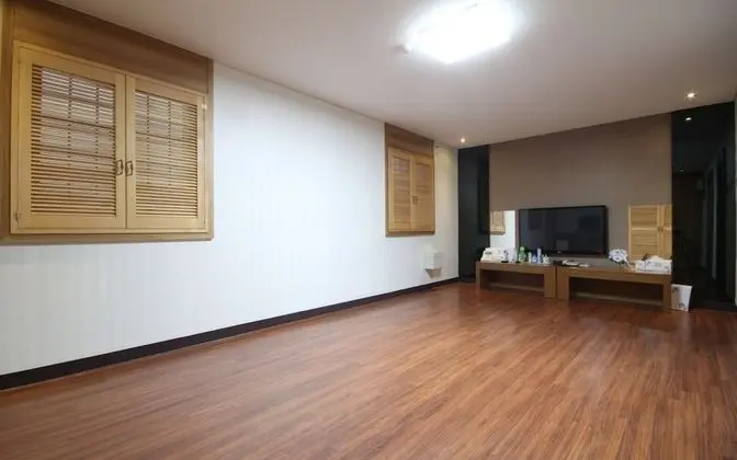 Oda (Ondol Room VIP)