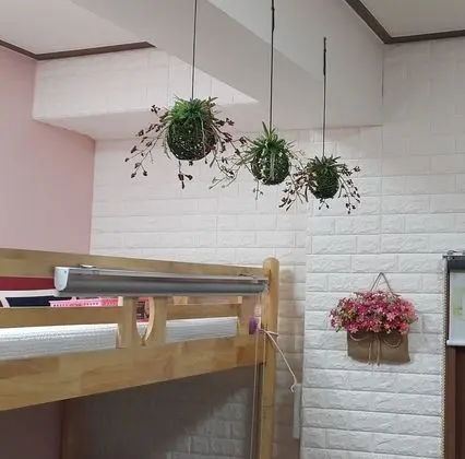 Ortak Ranzalı Oda, Sadece kadınlar için