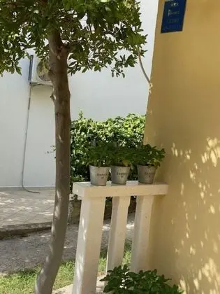Apart Daire (Toni - 150m from pebble beach - A1 ve)