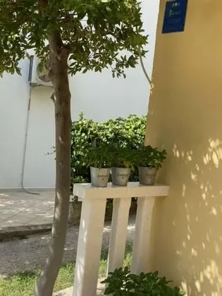 Apart Daire (Toni - 150m from pebble beach - A1 ve)