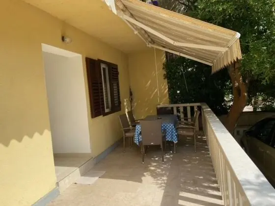 Apart Daire (Toni - 150m from pebble beach - A1 ve)