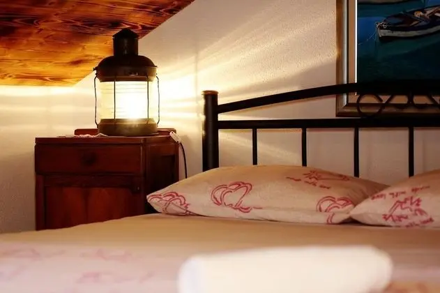 Ev (Toni - luxurious and fully equipped -)