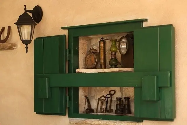 Ev (Toni - luxurious and fully equipped -)