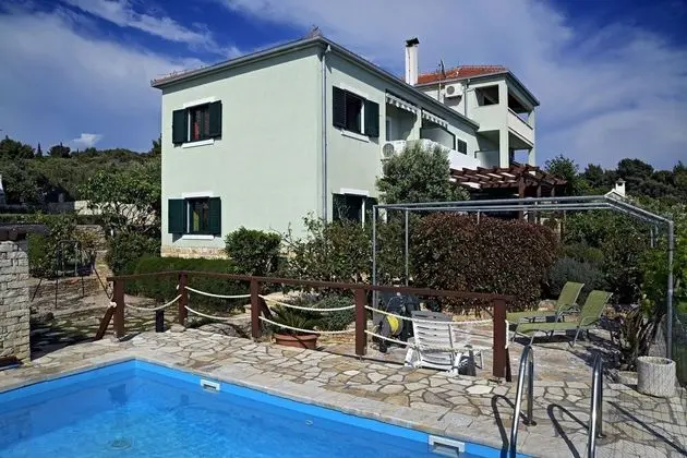 Apart Daire (Toni - with pool and view - A3(4))