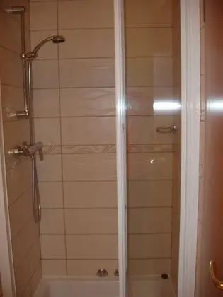 Tek Büyük Yataklı Oda, Balkon