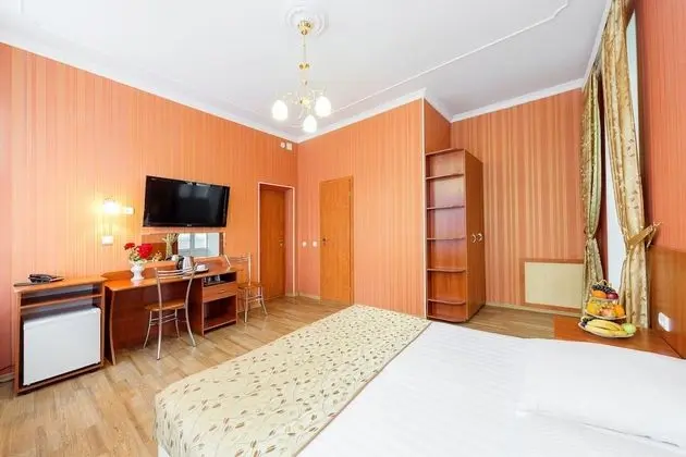 Comfort Tek Büyük veya İki Ayrı Yataklı Oda