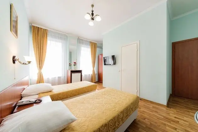 Comfort Tek Büyük veya İki Ayrı Yataklı Oda