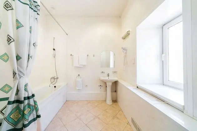 Comfort Tek Büyük veya İki Ayrı Yataklı Oda