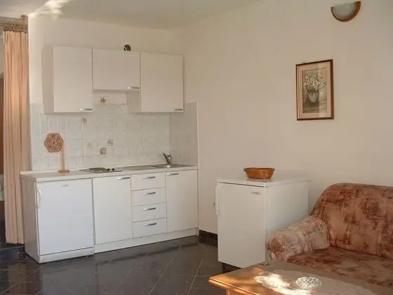 Apart Daire (Tonka - 10 m from beach - A2(2+2))